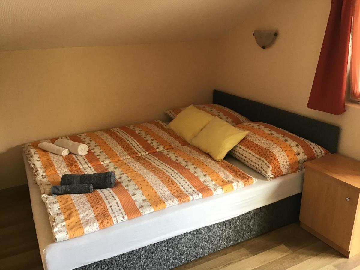 Dravecz Apartman 巴拉通雷勒 外观 照片